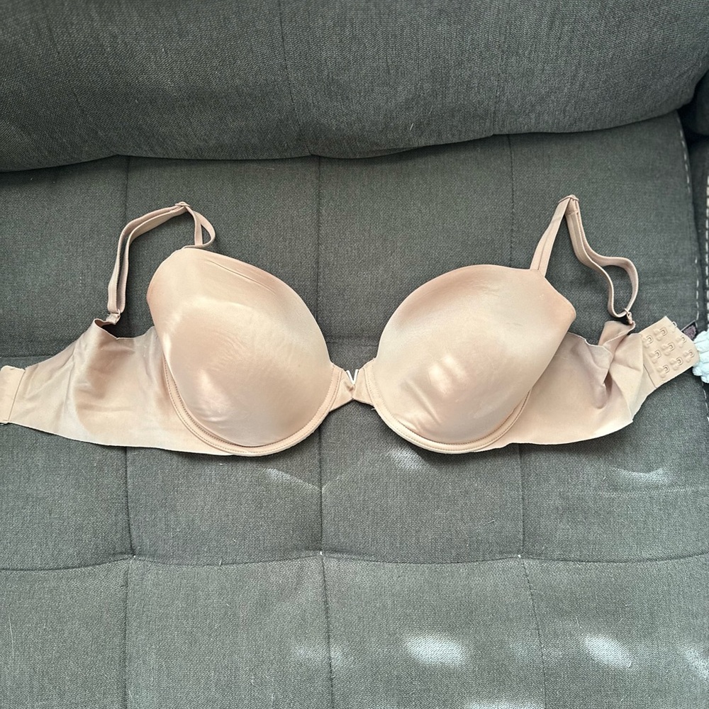 Victoria's Secret Tan Lined Demi with Underwire